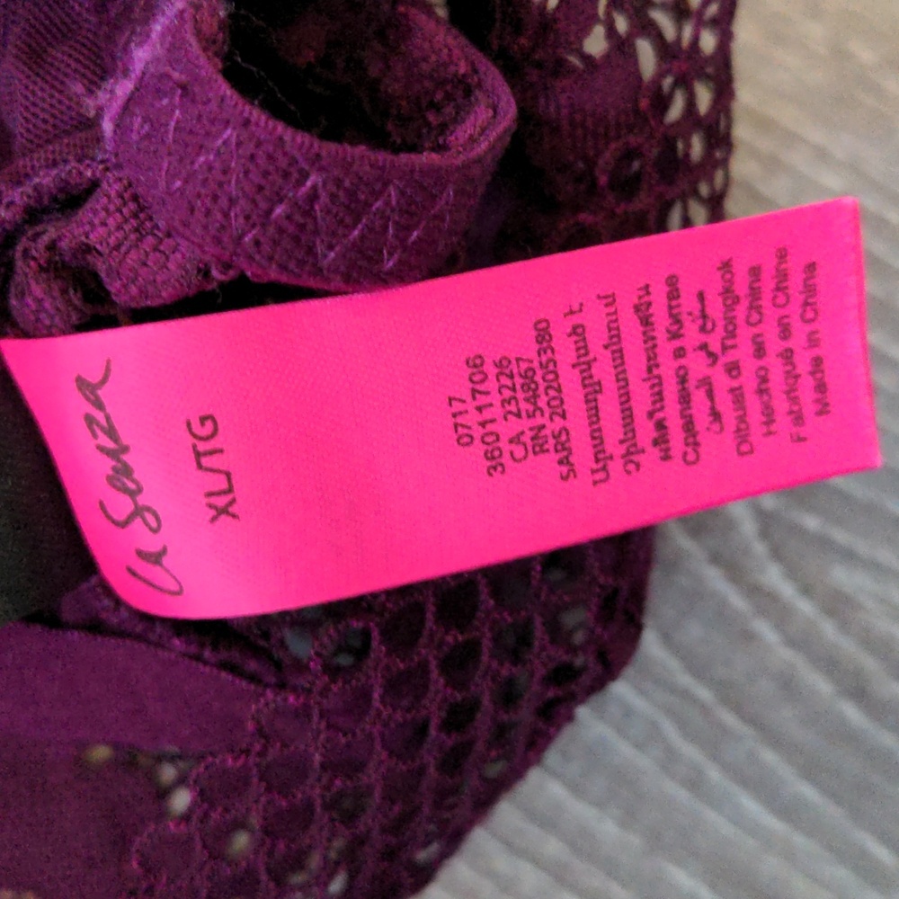 La Senza Bralett Size XL Lace Light Padding Pullover Purple Like New - Picture 5 of 7